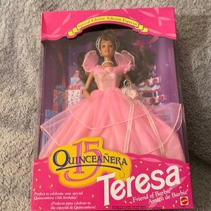 - - NRFB Quinceañera Teresa 🥳 Friend of Barbie